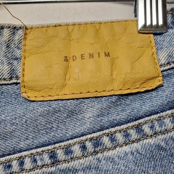 High-rise Destroyed Button Fly Cutoff Jean Shorts - Picture 5 of 8